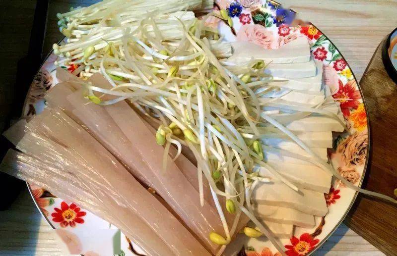 十足做法简单好吃又过瘾！麻将胡了自制麻辣烫！香味(图2)