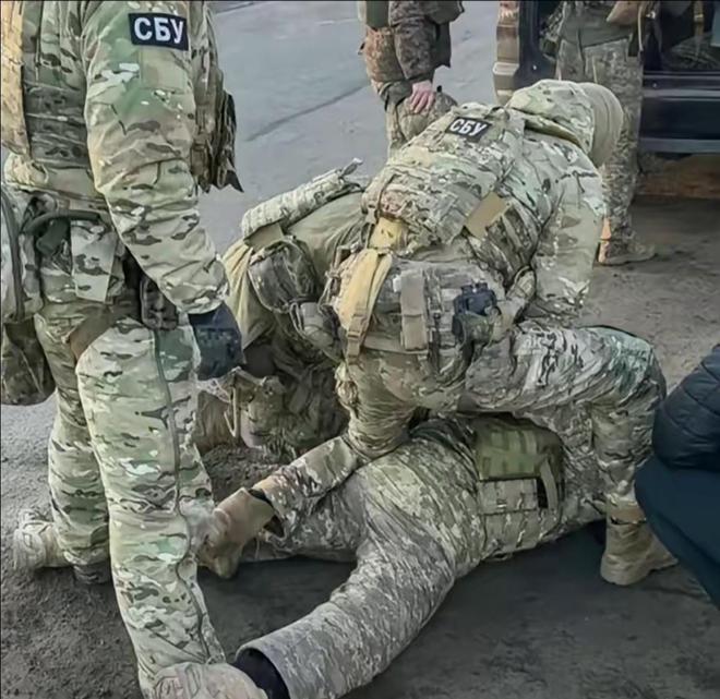 妇潜入俄核心区3秒极速开锁欲行刺俄防长麻将胡了试玩模拟器突发！乌特工伪装成老