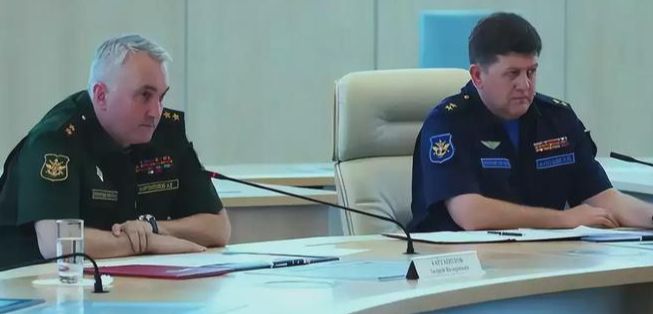 妇潜入俄核心区3秒极速开锁欲行刺俄防长麻将胡了试玩模拟器突发！乌特工伪装成老(图2)