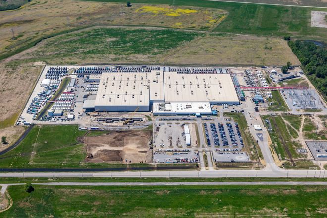 可见！把AI超算涂成这样微软破防了麻将胡了2游戏入口马斯克宣战太空(图4)